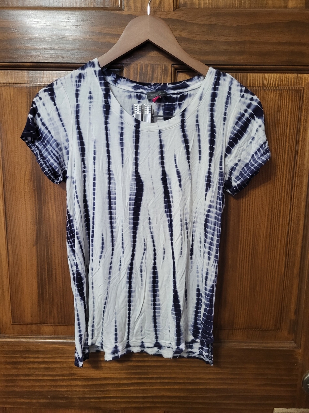Vince Camuto Navy & White Tie-Dye Short Sleeve Tee